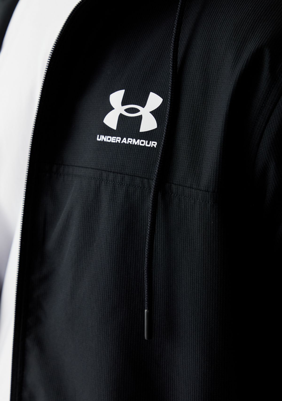 Rival Woven Windbreaker 