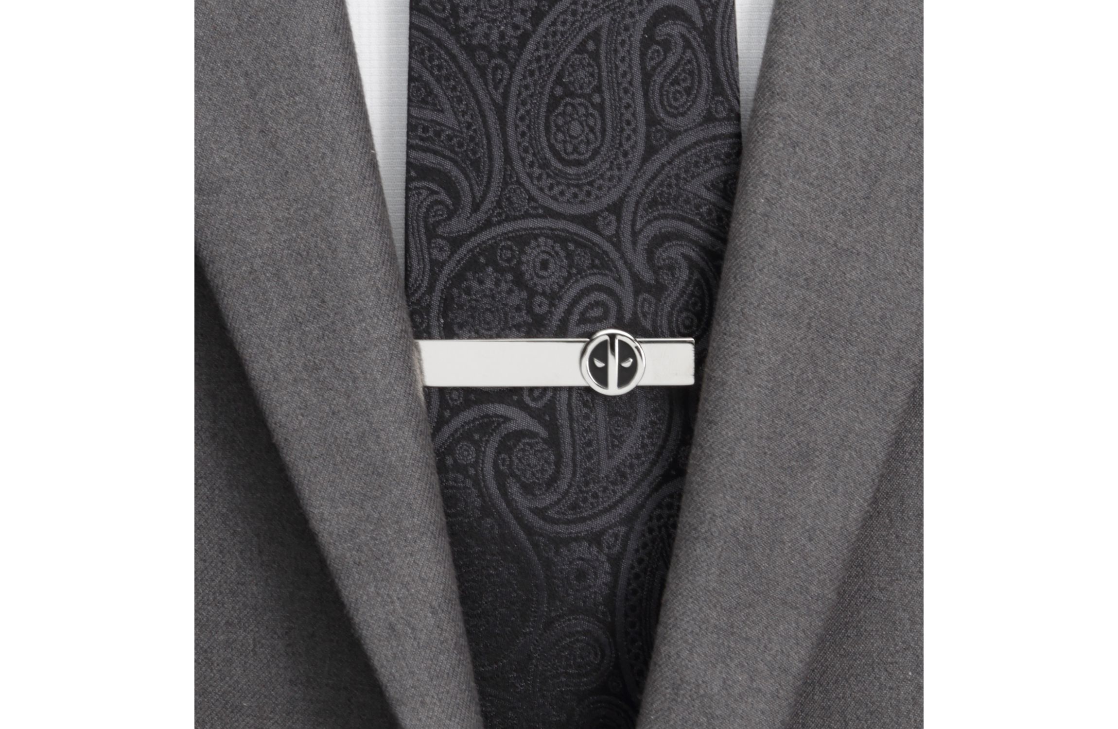 Deadpool Silver Mask Tie Bar