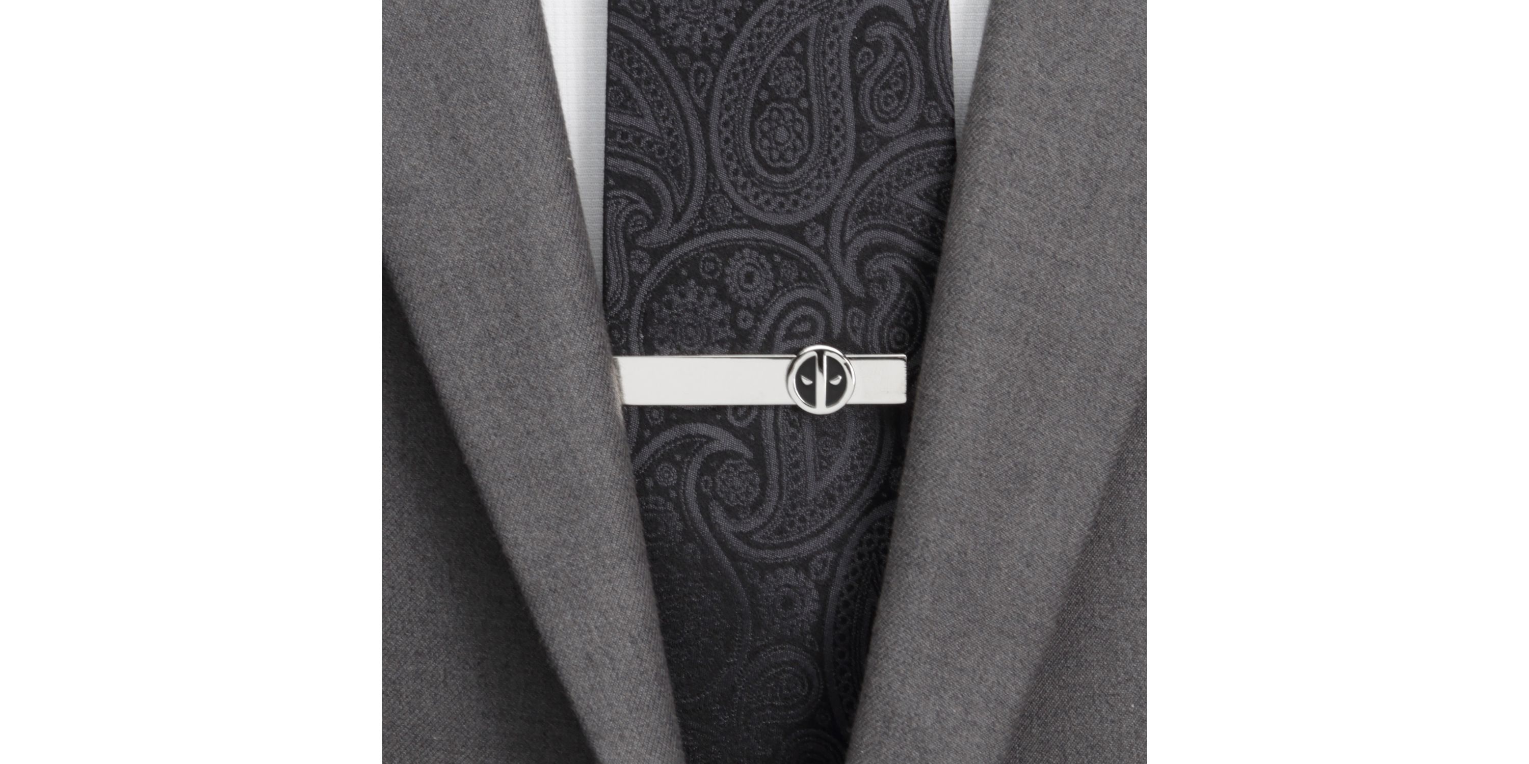 Deadpool Silver Mask Tie Bar