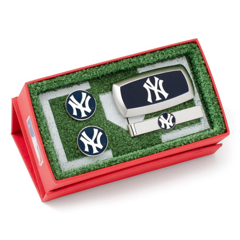MLB New York Yankees 3-Piece Cushion Gift Set