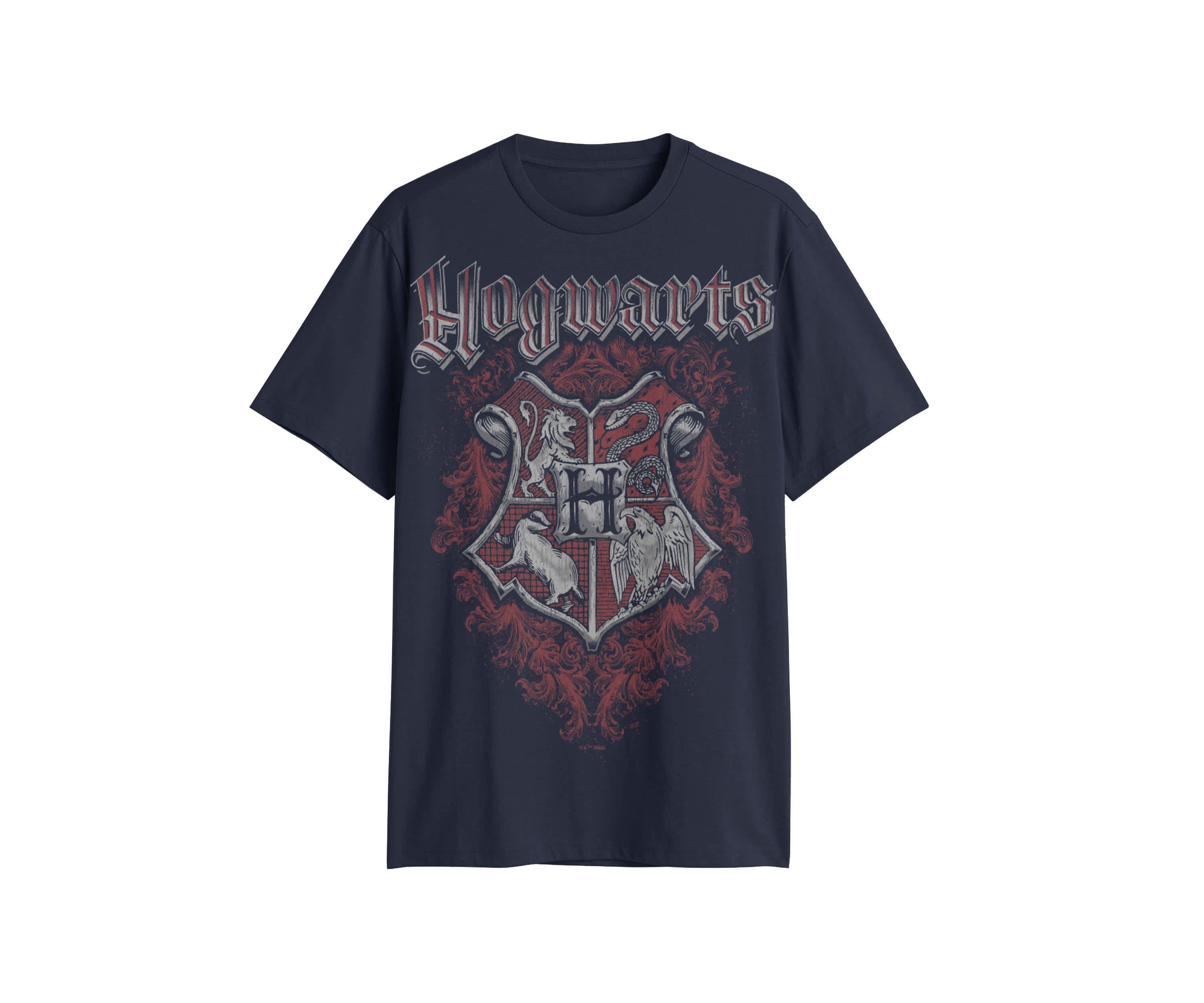 Grunge Crest Graphic T-Shirt