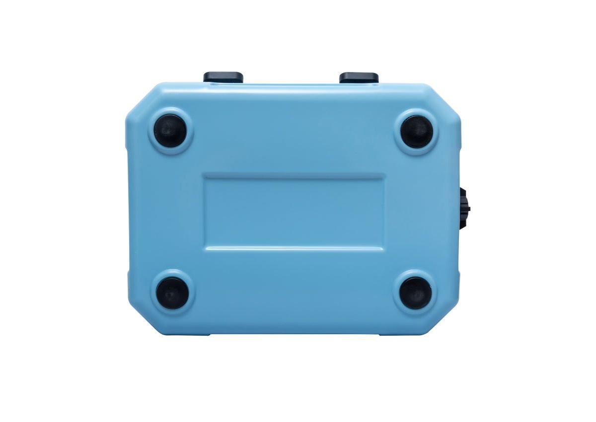 12 quart Premium Cooler With Aluminum Handle