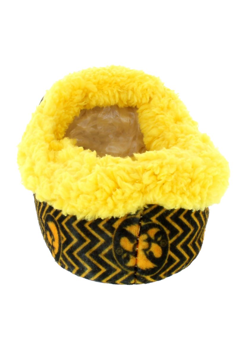 NCAA Iowa Hawkeyes Chevron Slip On Slippers