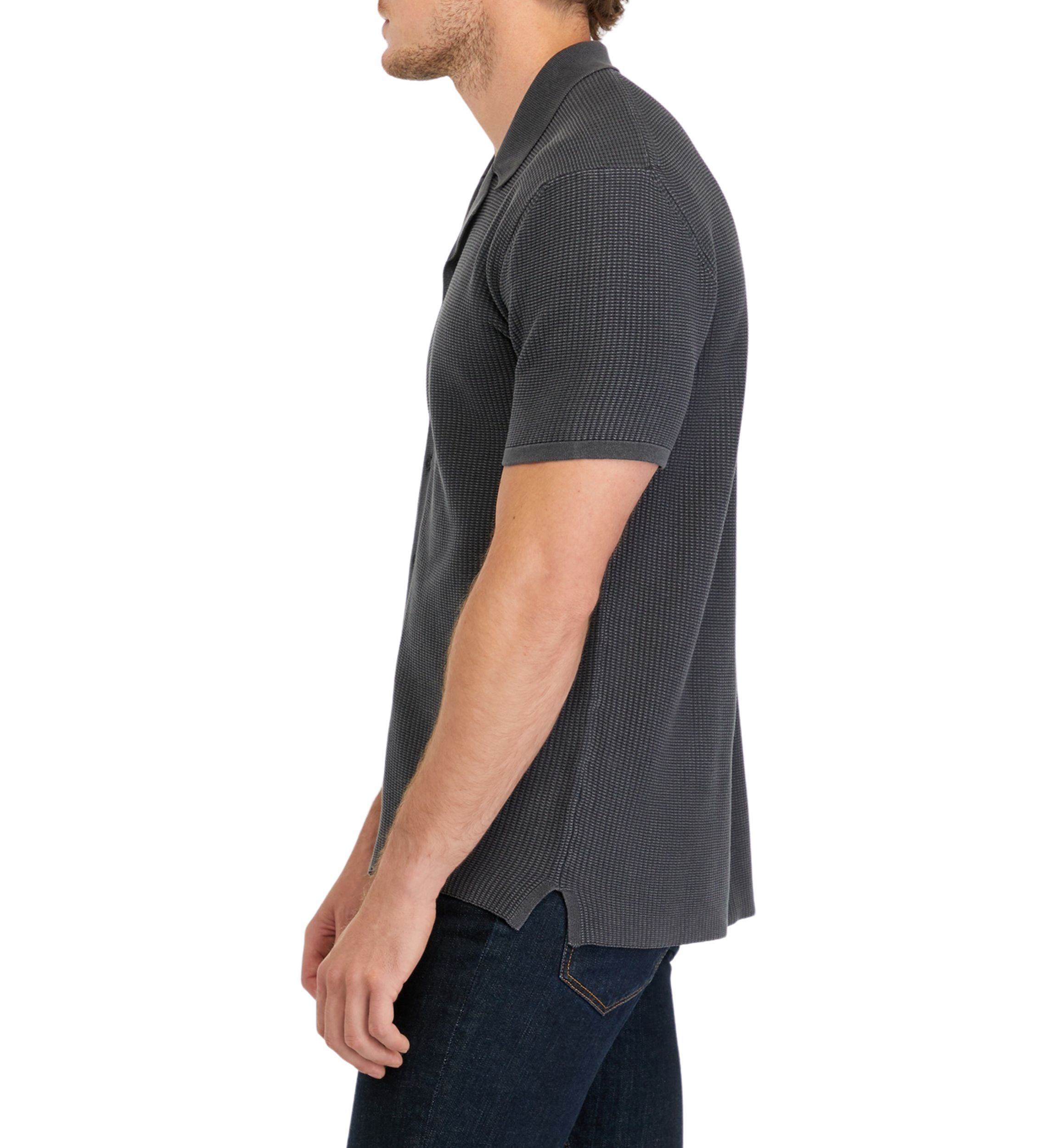 	  Classic Shirt 