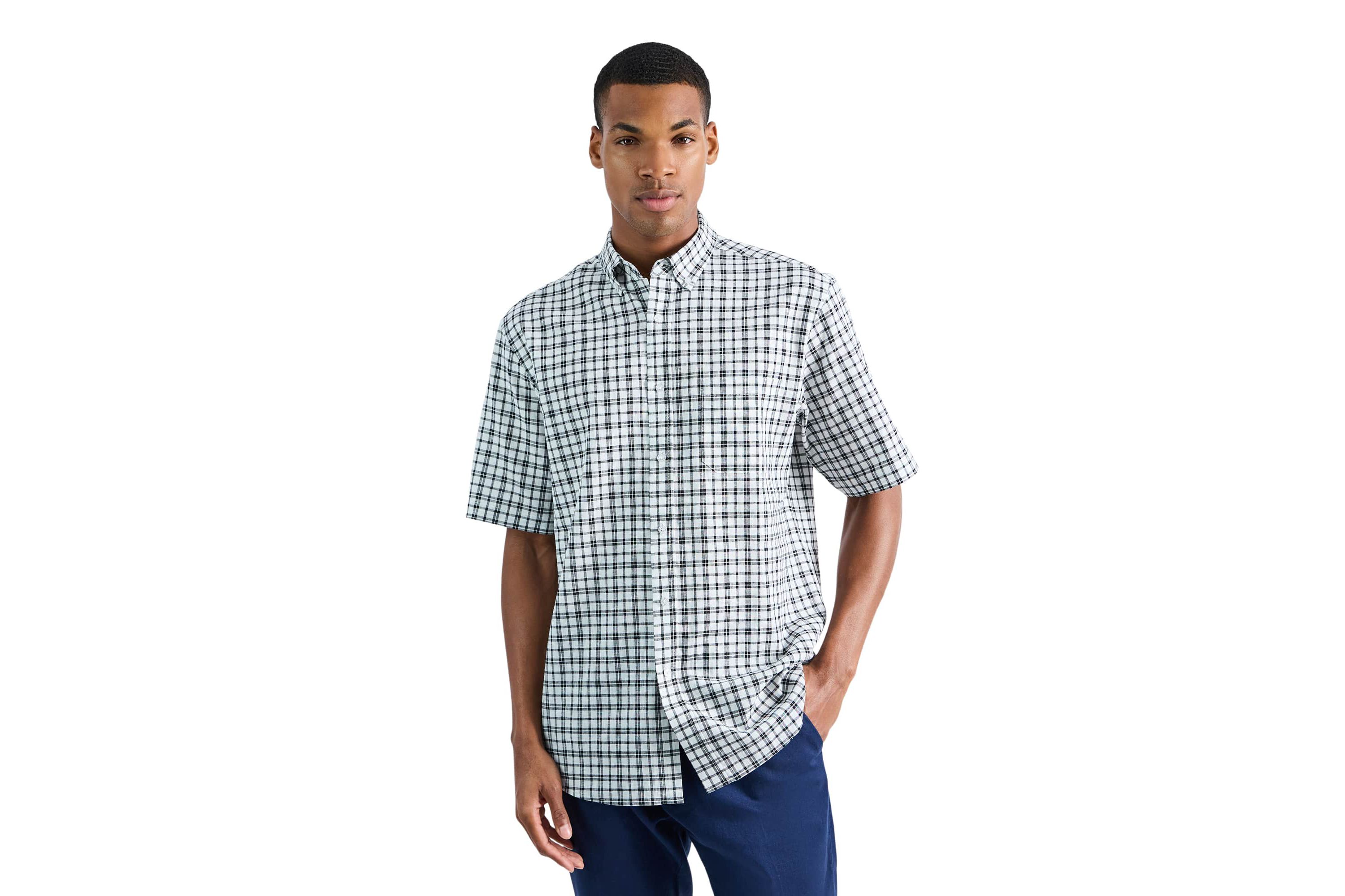 Mens Life Khaki�� Short Sleeve Button-Down Linen Shirt
