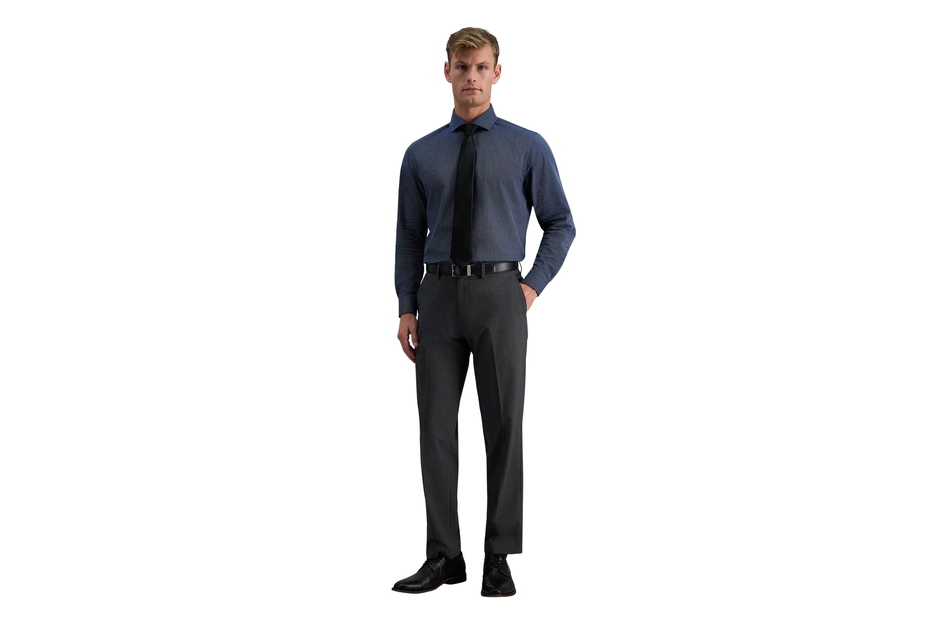 Haggar Mens Classic Fit Premium Comfort Spread Collar Dress Shirt