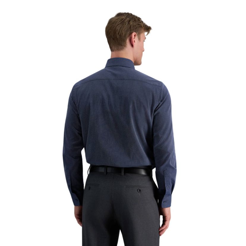 Haggar Mens Classic Fit Premium Comfort Spread Collar Dress Shirt