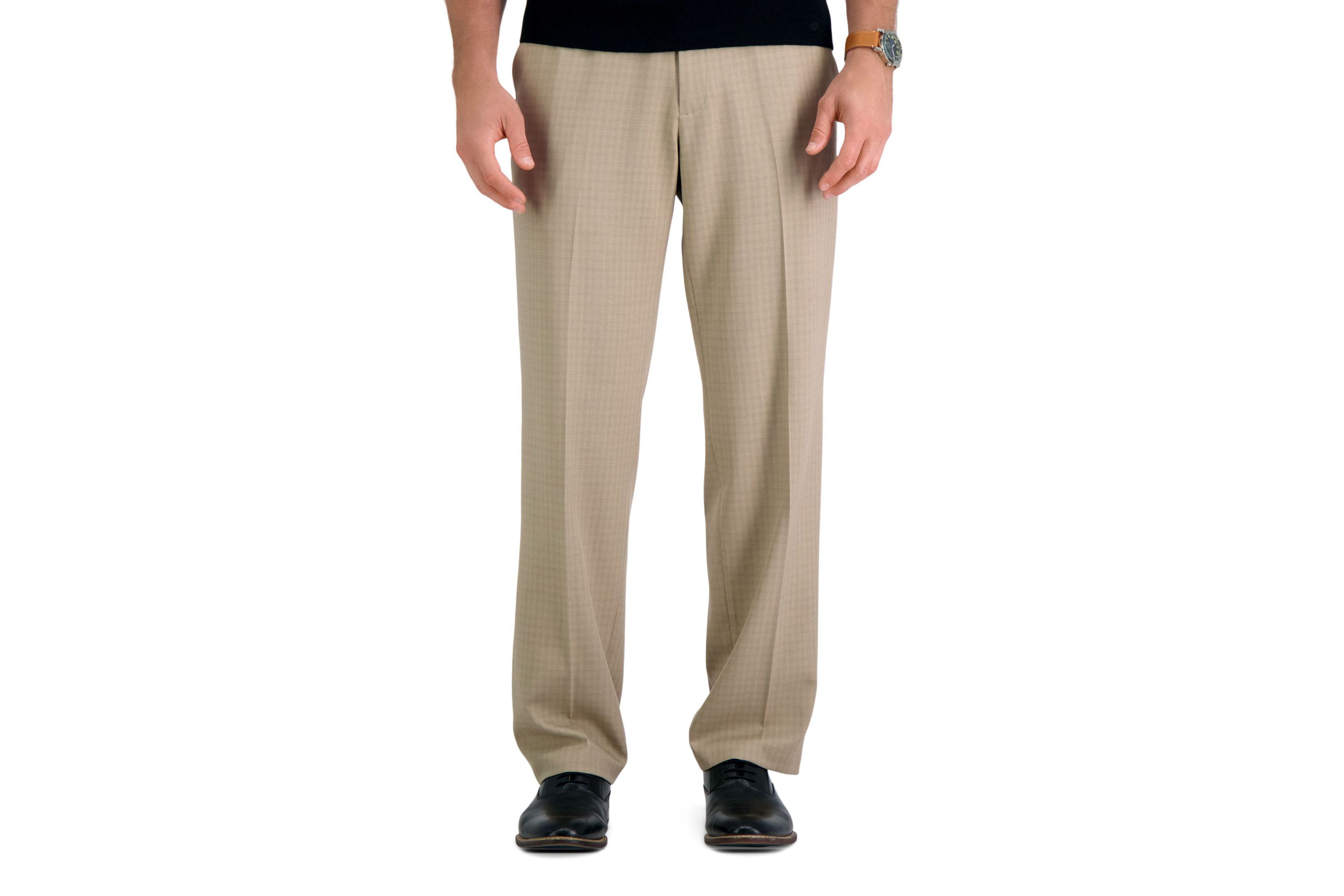 Haggar Premium Comfort Checker Plaid Classic Fit Flat Front Dress Pant