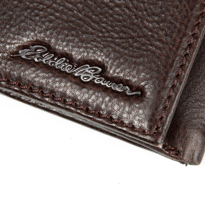 Signature Logo Leather Trifold Wallet
