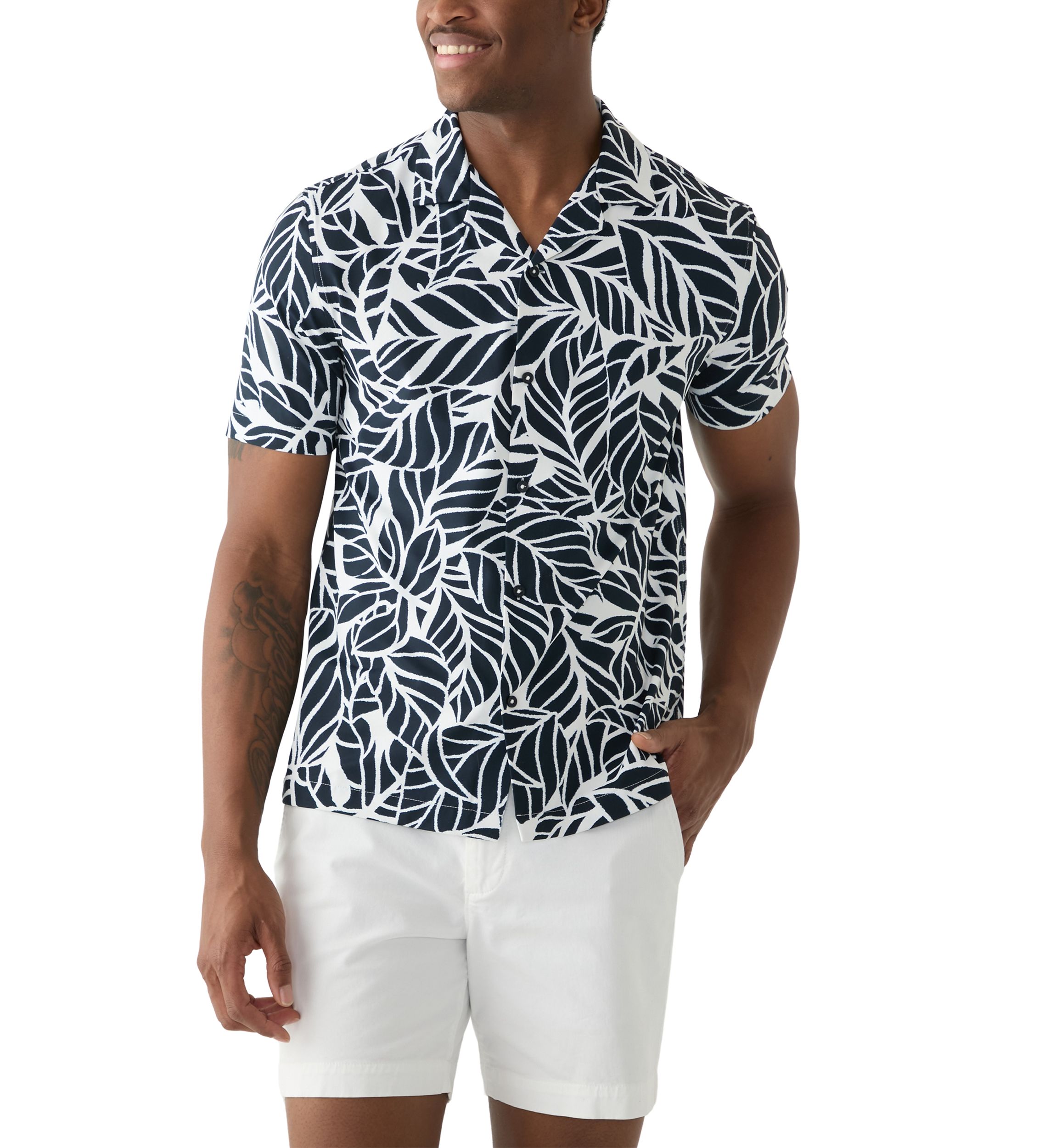 Mens Short Sleeve Stretch Knit Printed Button Down Shirt