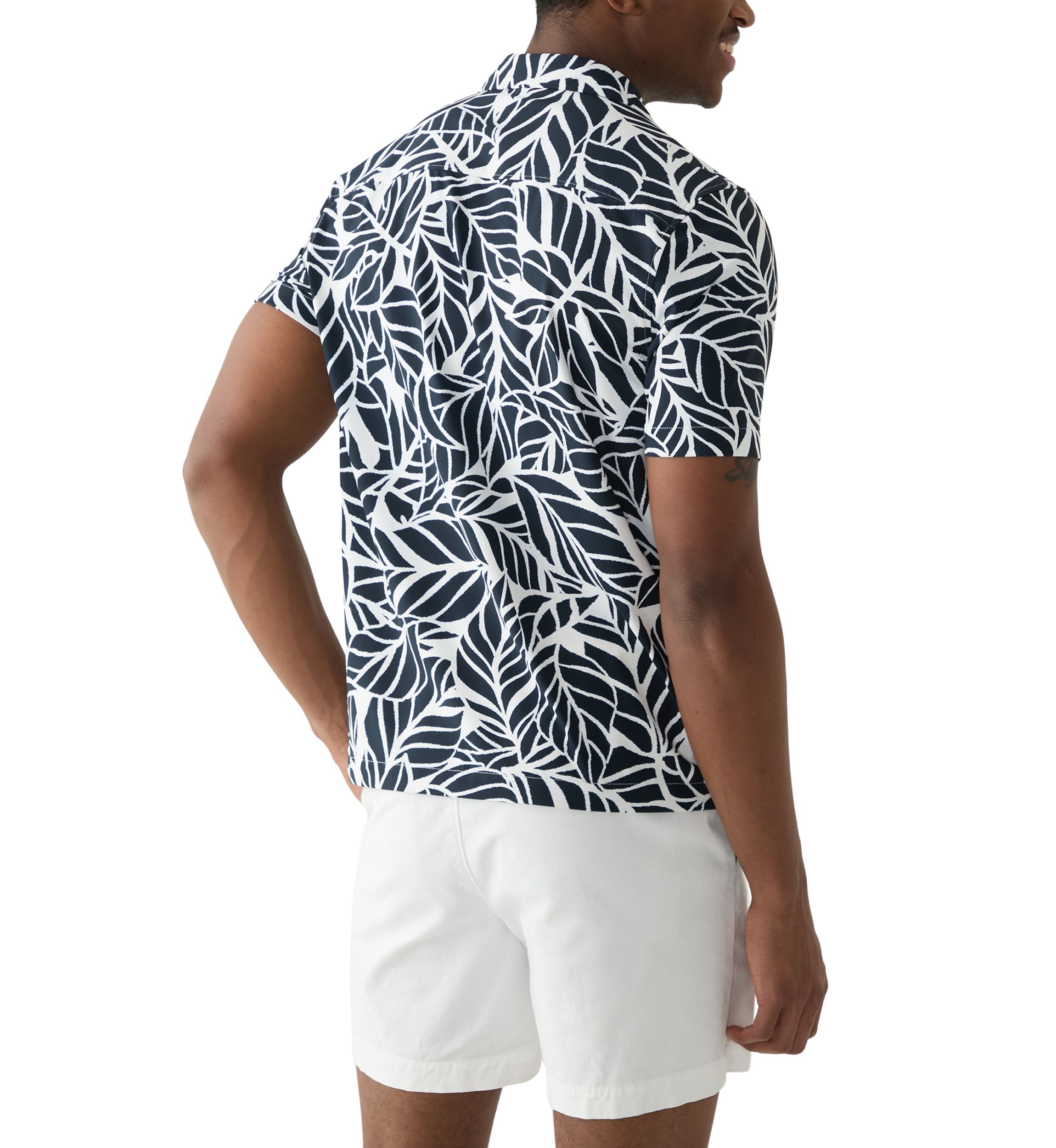 Mens Short Sleeve Stretch Knit Printed Button Down Shirt
