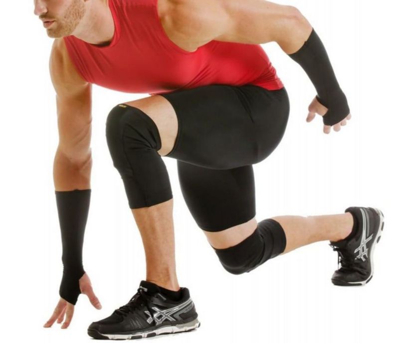 Men Compression Hi Neck Sleeveless Tee