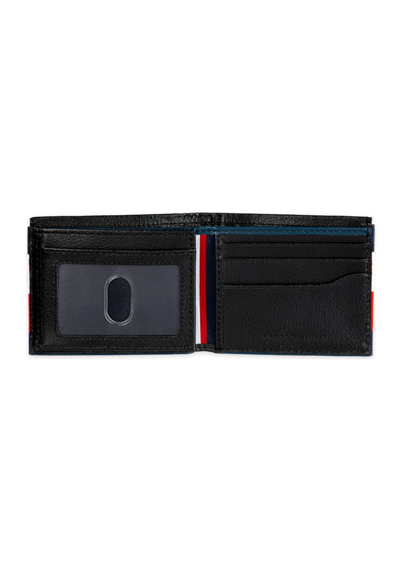 Leather Traveler Wallet with Patch On Interior Card Slots