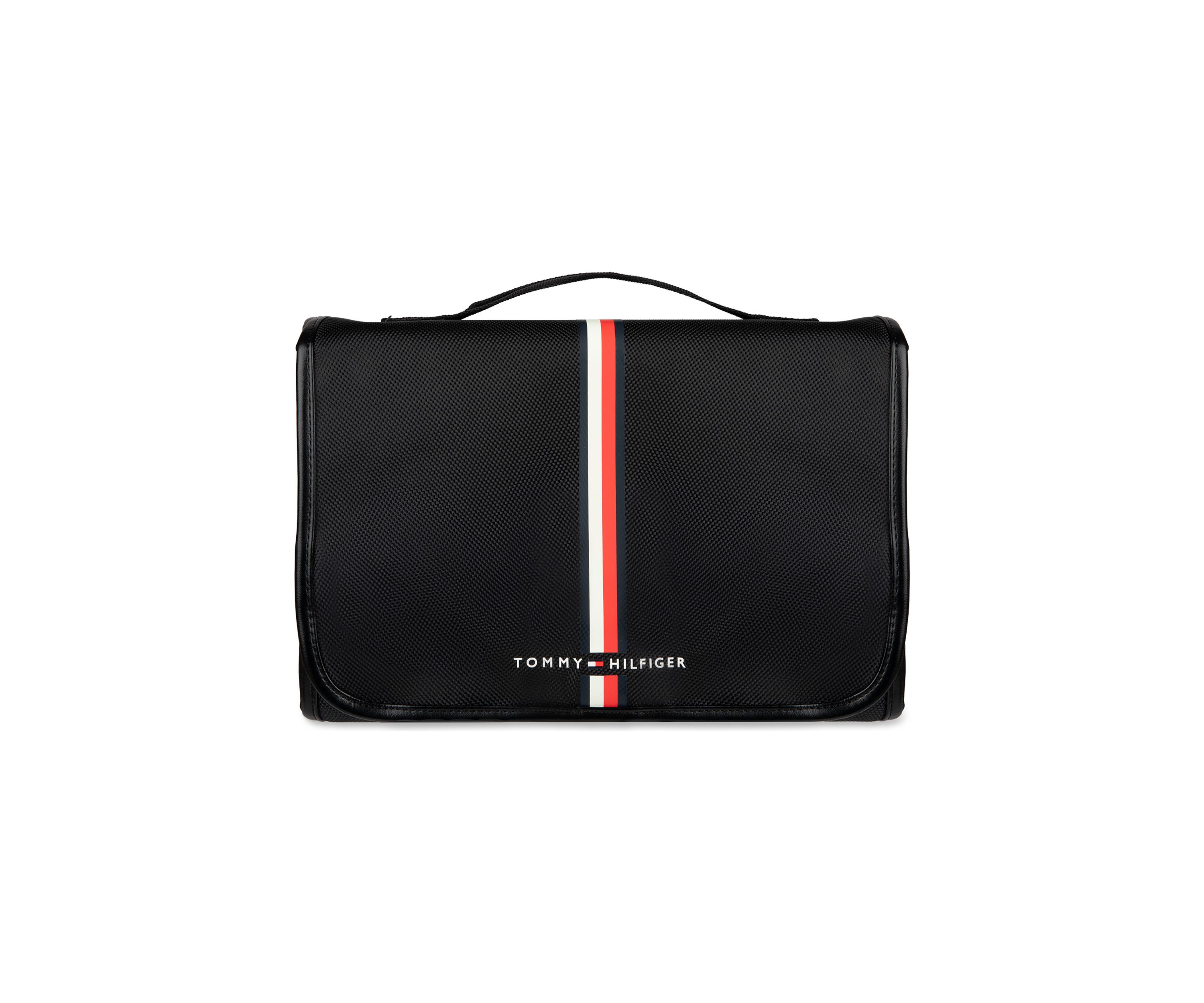 Hanging Travel Kit