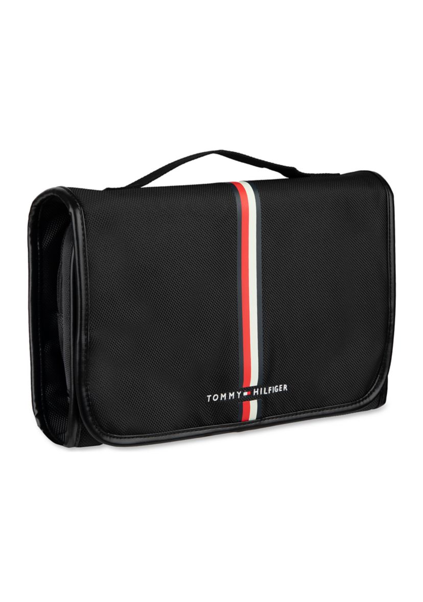 Hanging Travel Kit