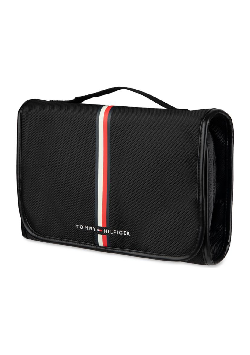 Hanging Travel Kit