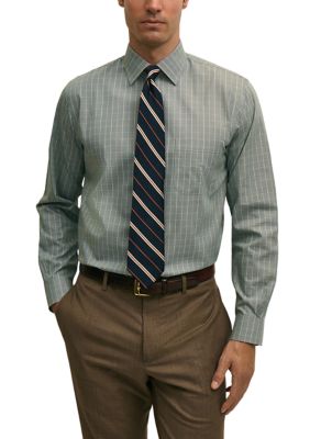 B by Brooks Brothers Men's Regular Fit Non-Iron Spread Collar Dress Shirt
