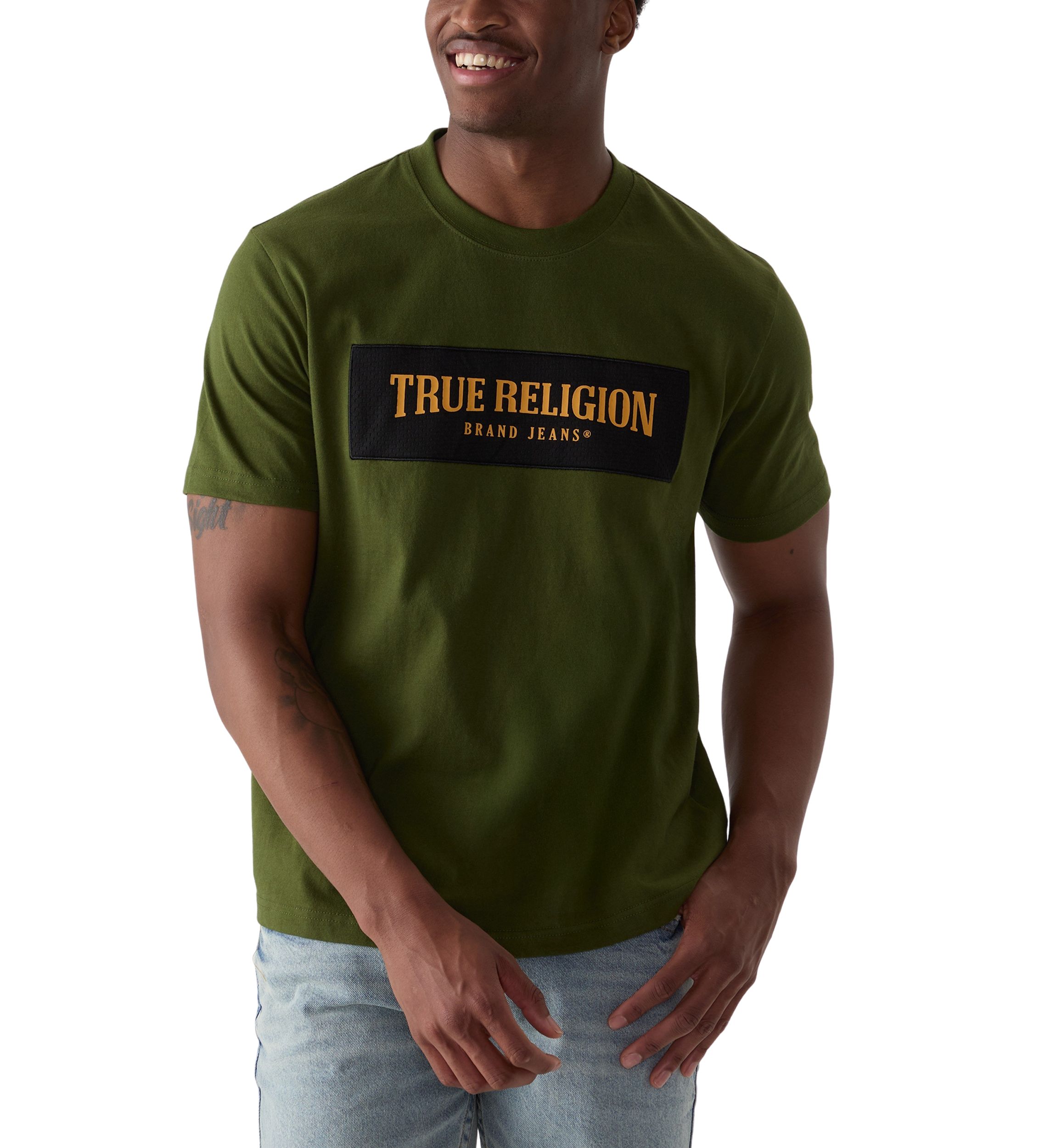 Mesh Appliqué Arch Logo Short Sleeve T-Shirt