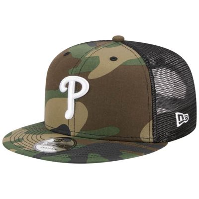 New Era Men's MLB Philadelphia Phillies Woodland Trucker 9FIFTY Snapback Hat