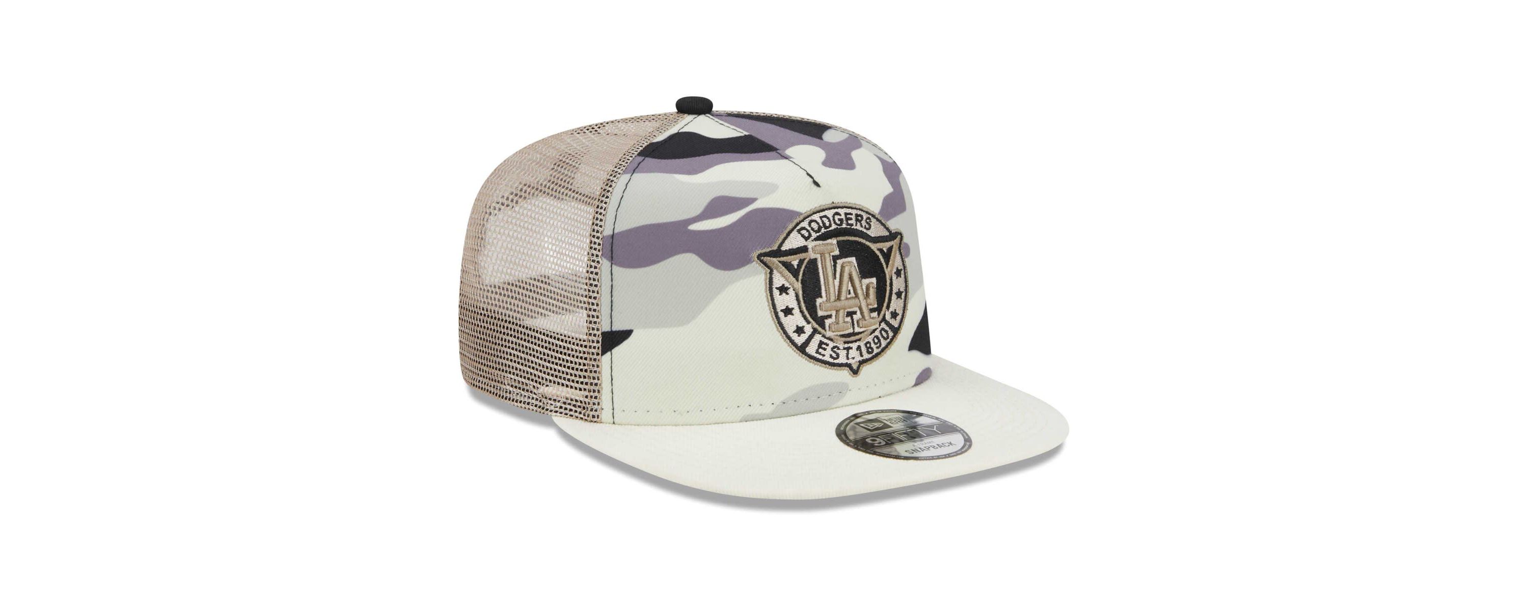 MLB Los Angeles Dodgers Chrome A-Frame 9FIFTY Trucker Snapback Hat