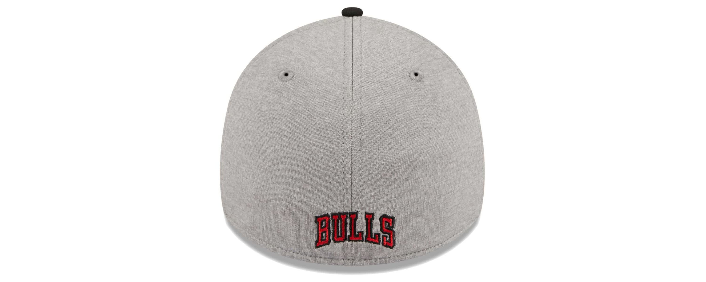 NBA Gray/Black Chicago Bulls Striped 39THIRTY Flex Hat