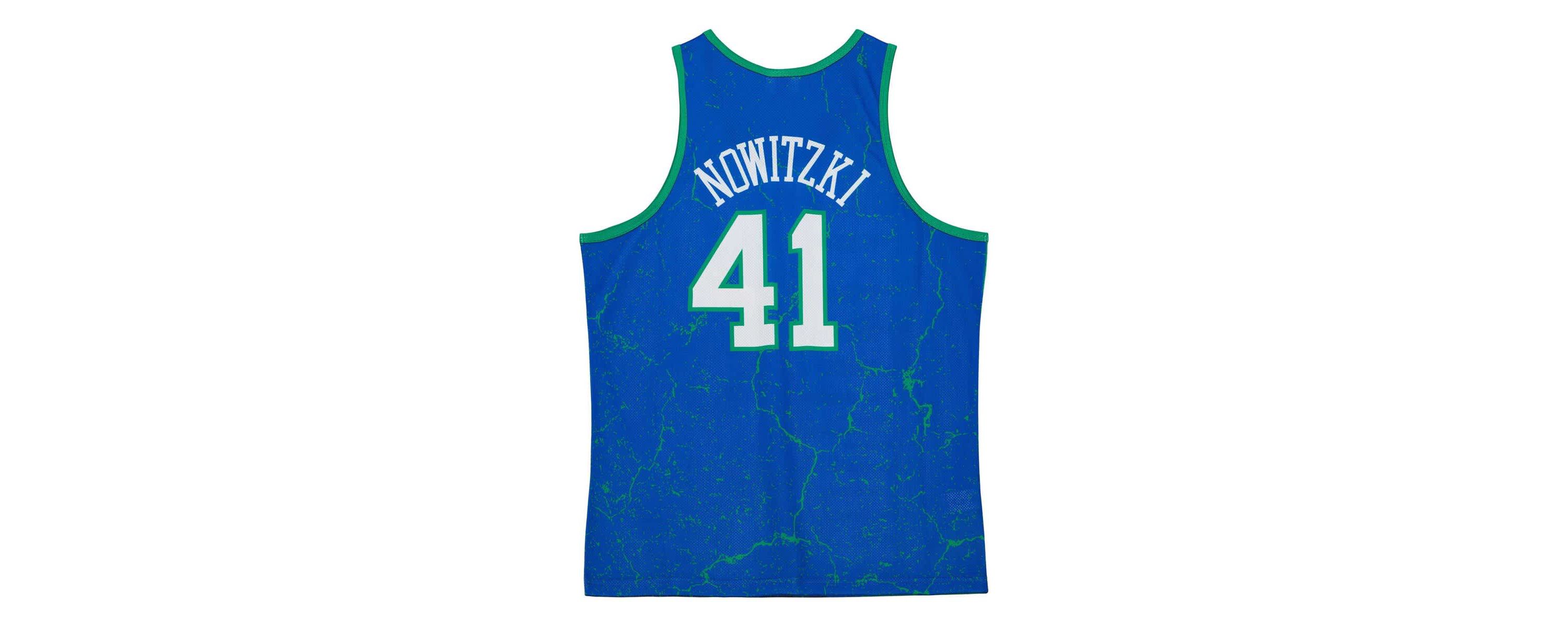 NBA Dirk Nowitzki Dallas Mavericks Hardwood Classics Player Burst Tank Top