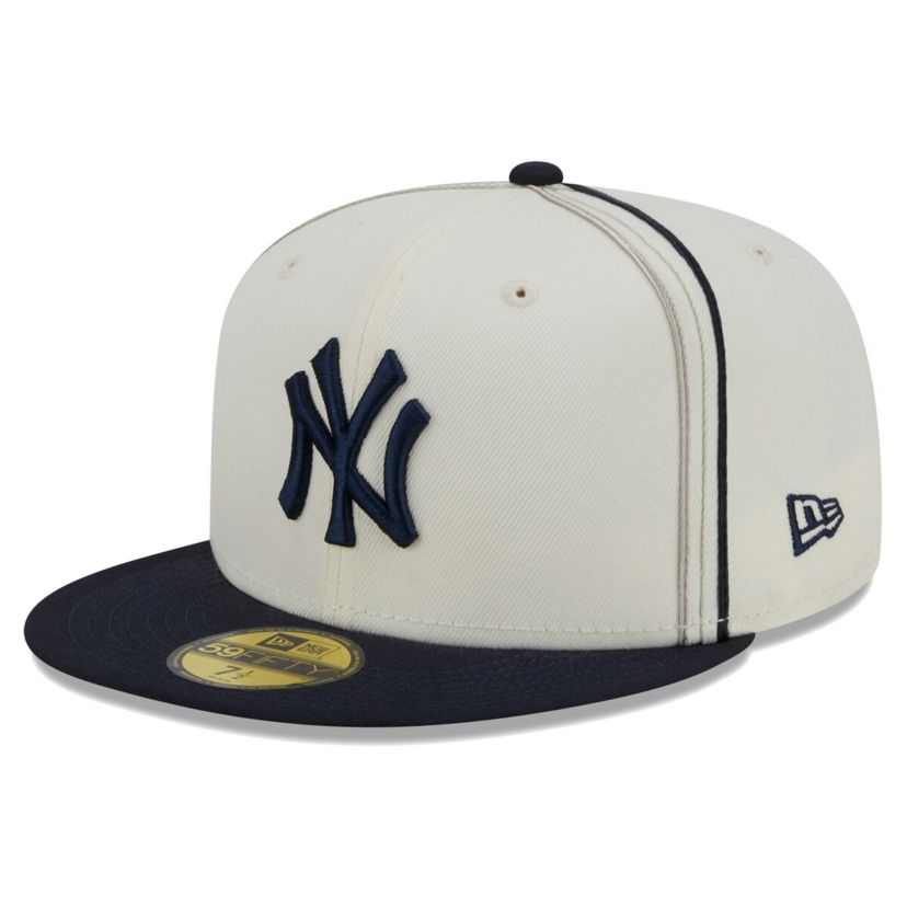 MLB Cream/Navy New York Yankees Chrome Sutash 59FIFTY Fitted Hat