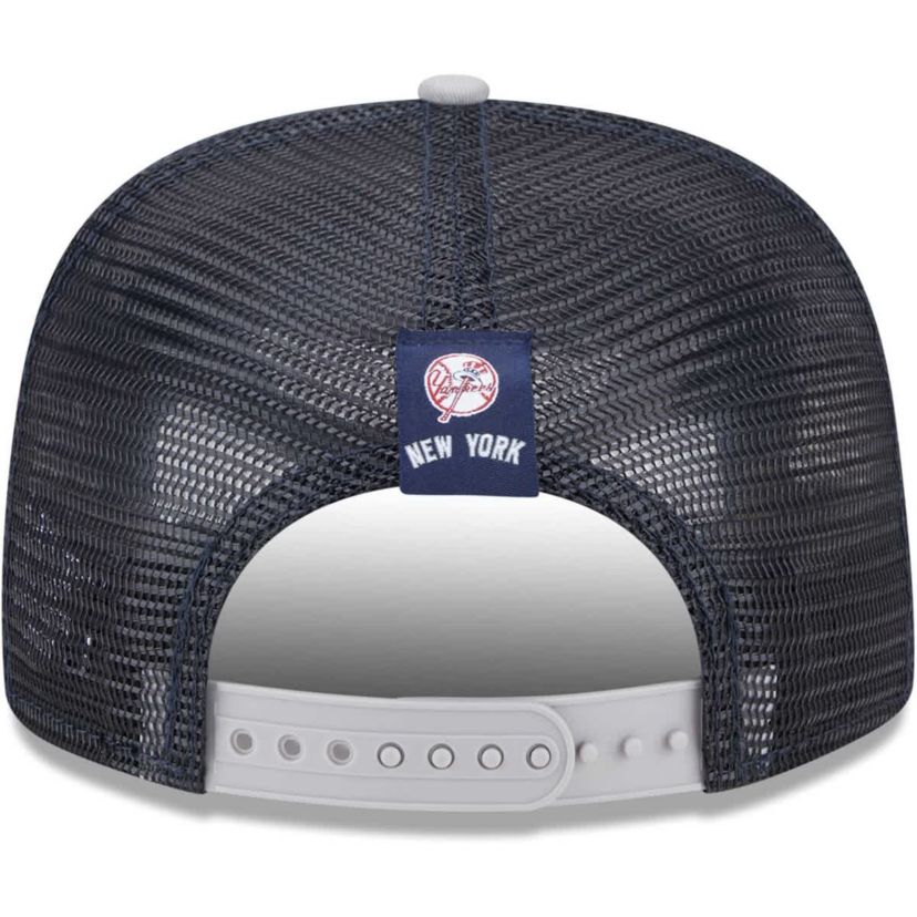 MLB New York Yankees Speed Golfer Trucker Snapback Hat