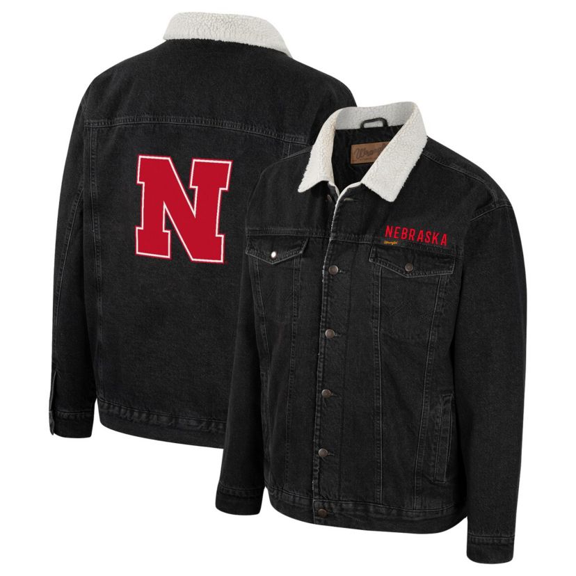 NCAA x Wrangler Nebraska Huskers Western Button-Up Jacket