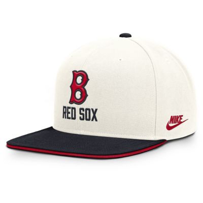 Men's Boston Red Sox MLB Nike Cream/Navy Boston Sox Cooperstown Pro Dri-FIT Snapback Hat, Medium