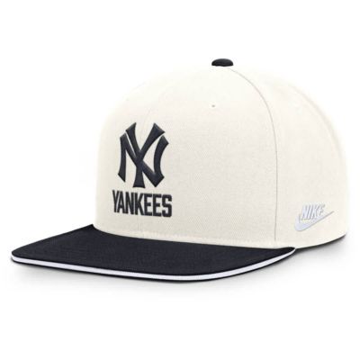 Men's MLB Nike Cream/Navy New York Yankees Cooperstown Pro Dri-FIT Snapback Hat