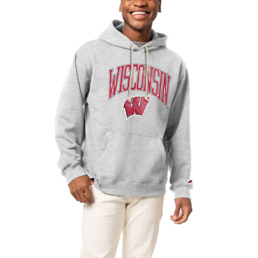 NCAA Wisconsin Badgers Tall Arch Essential Pullover Hoodie