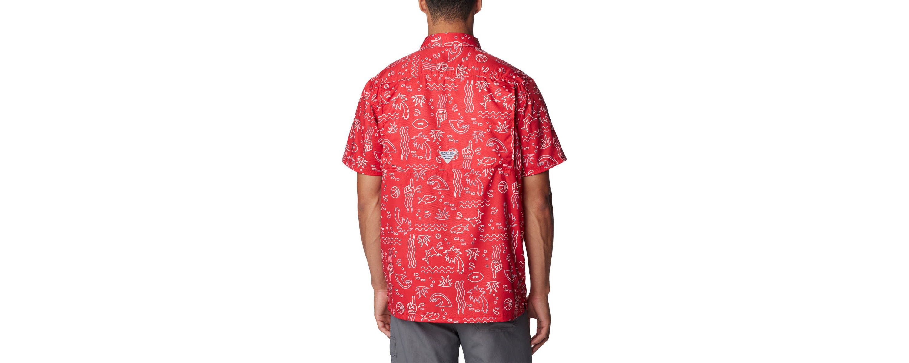NCAA Ohio State Buckeyes Super Slack Tide Omni-Wick Button-Up Shirt
