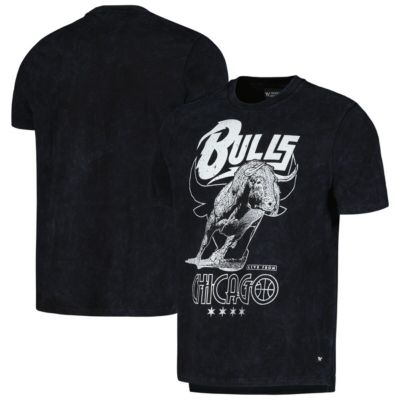 The Wild Collective NBA Unisex Chicago Bulls Tour Band T-Shirt