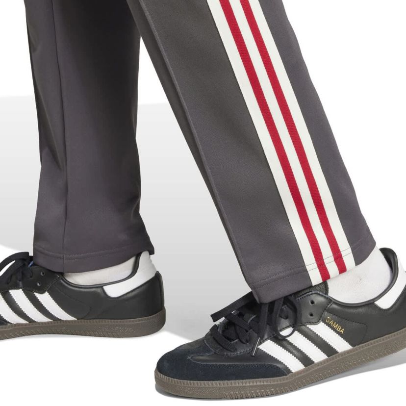 Premier League Originals Manchester United adicolor Track Pants