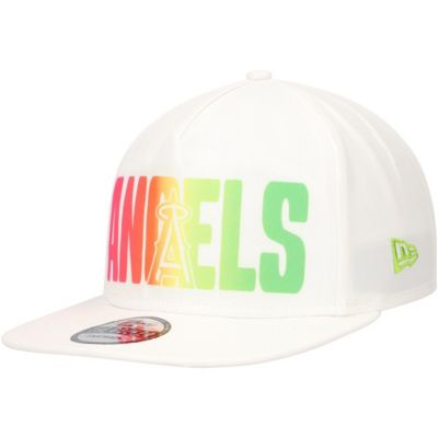New Era Men's MLB Los Angeles Angels Spring Spectrum Golfer Snapback Hat, White