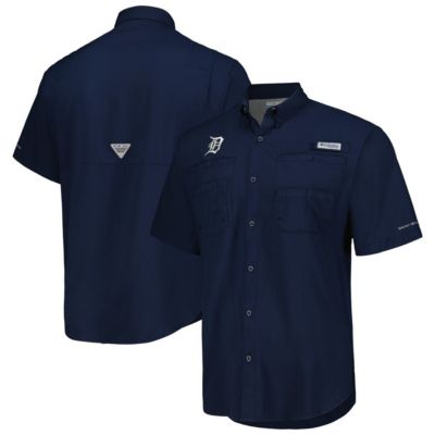 Columbia Men's MLB Detroit Tigers Tamiami Omni-Shade Button-Down Shirt, Navy Blue, Small