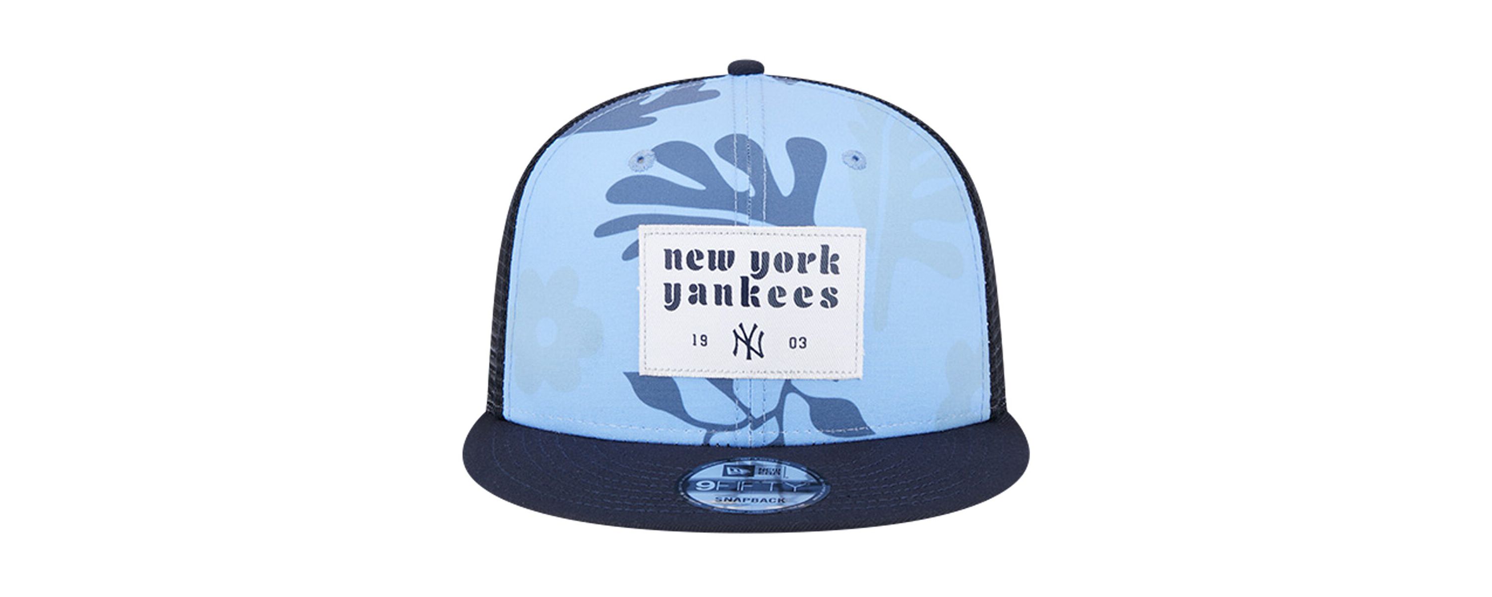 MLB New York Yankees Bikini Bottom Trucker 9FIFTY Snapback Hat