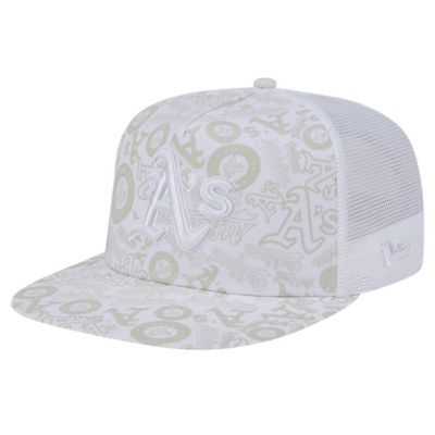 New Era Men's Cooperstown Teams Oakland Athletics Logo Dunes A-Frame Trucker 9FIFTY Snapback Hat, White
