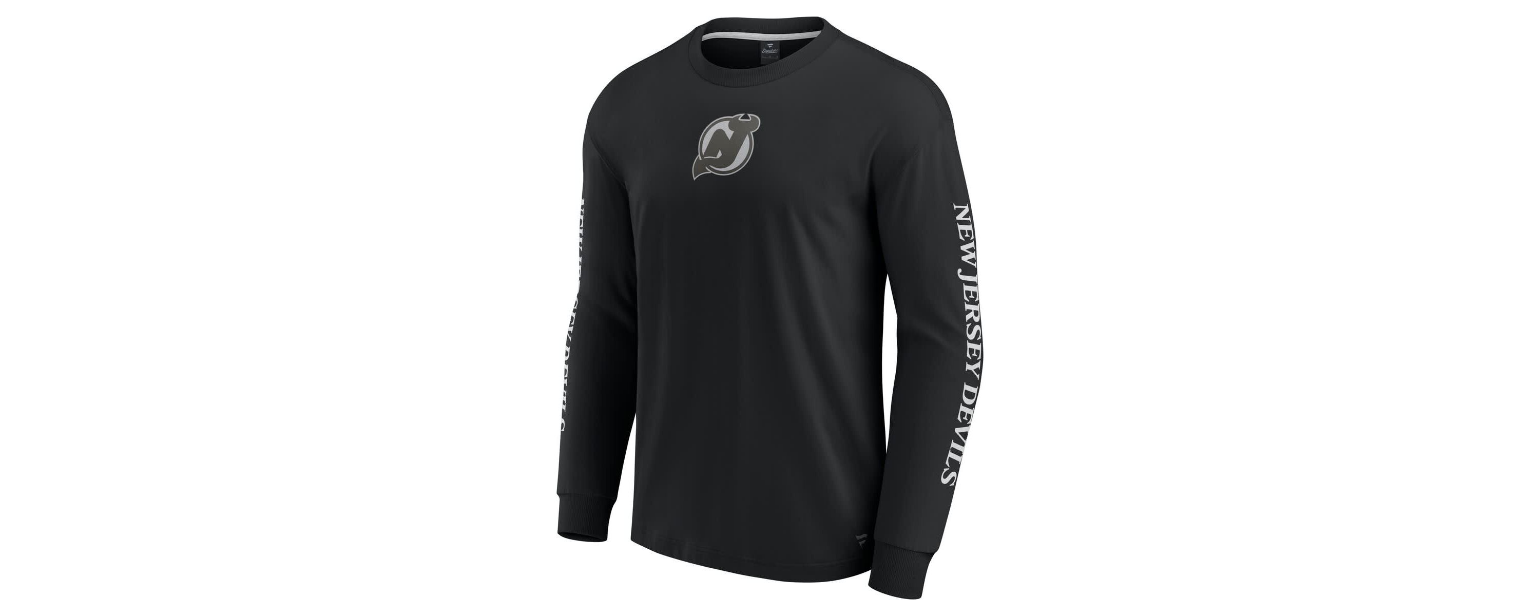 NHL Fanatics New Jersey Devils Elements Strive Long Sleeve T-Shirt