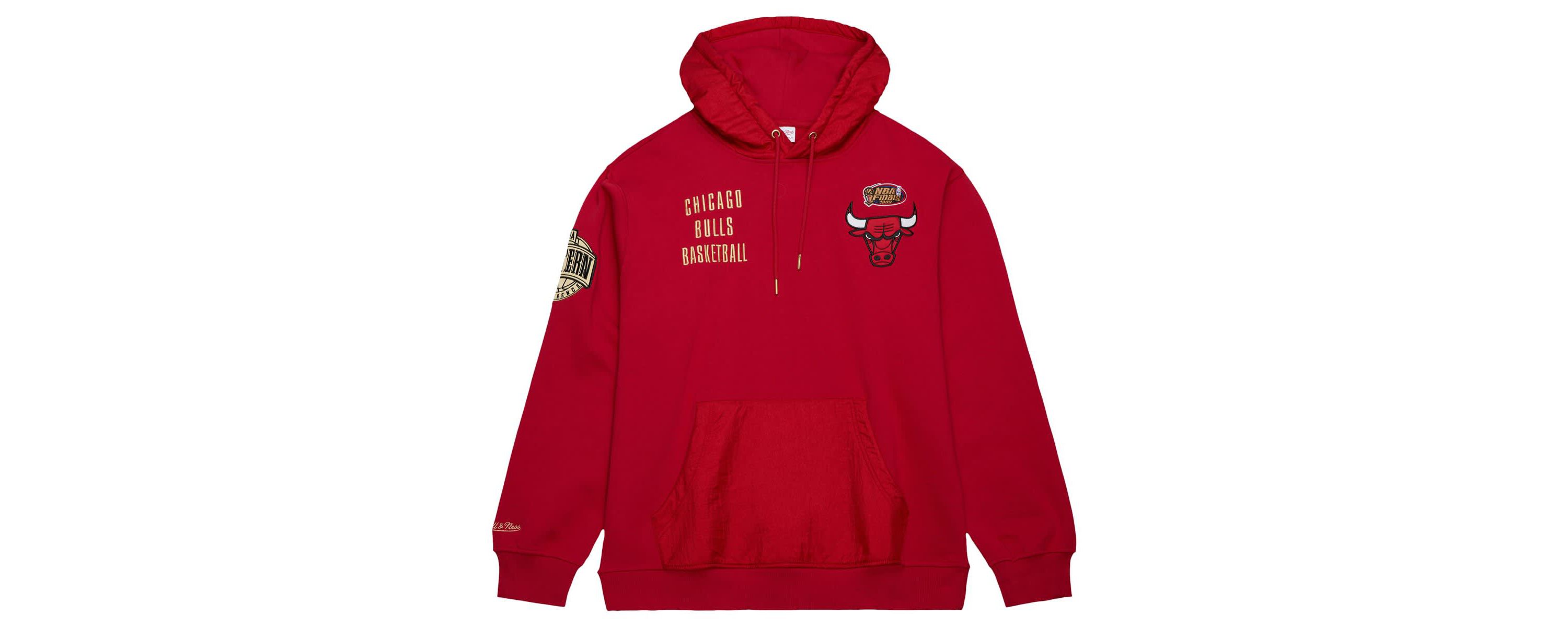 NBA Chicago Bulls Team OG 2.0 Vintage Logo Fleece Pullover Hoodie