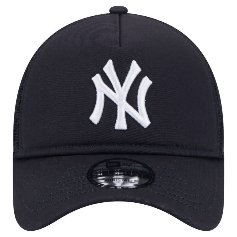 MLB New York Yankees 9FORTY A-Frame Trucker Adjustable Hat