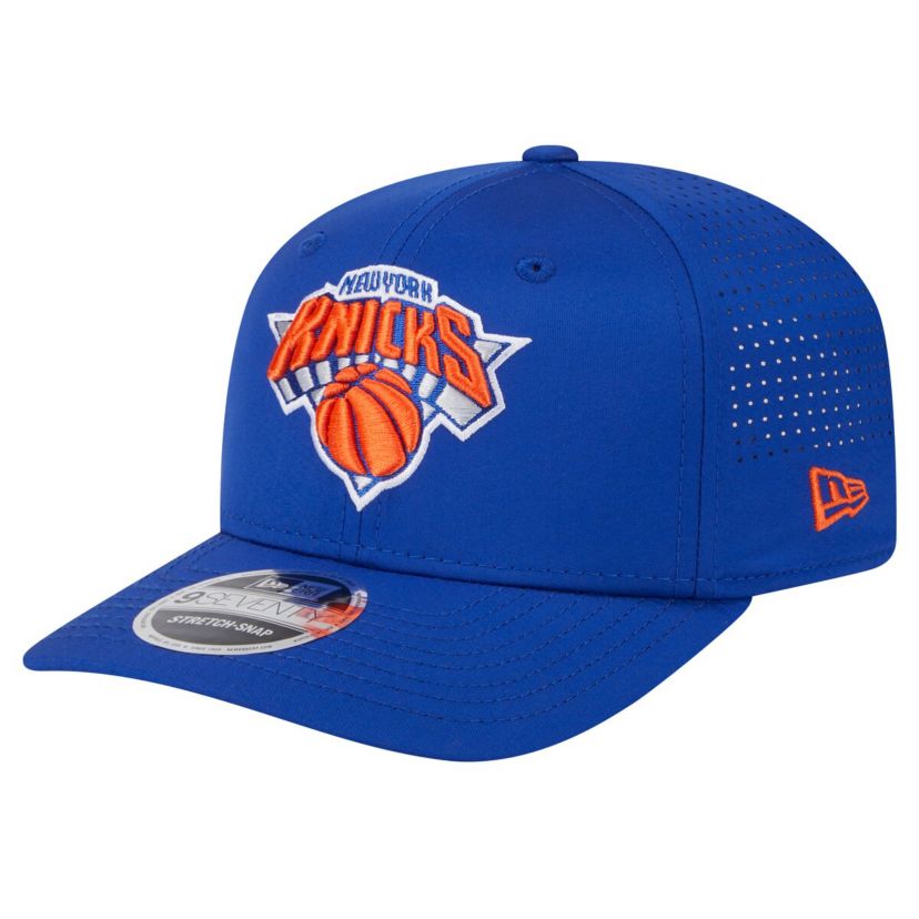 NBA New York Knicks Adventure Perform 9SEVENTY Stretch-Snap Adjustable Hat