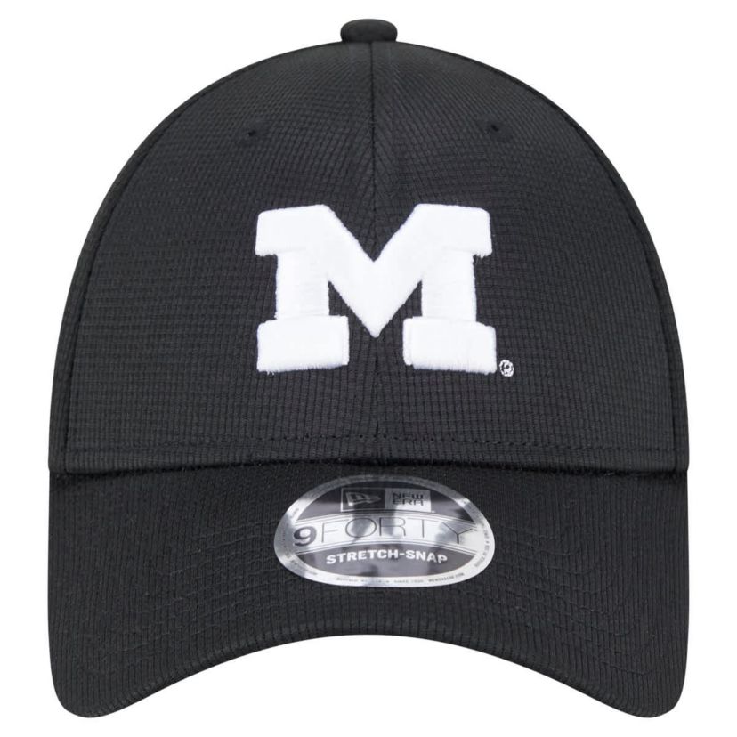 NCAA Michigan Wolverines Pivot 9FORTY Stretch-Snap Adjustable Hat