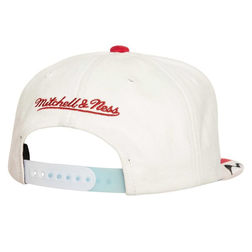 NBA White/Red Chicago Bulls Day 6 Snapback Hat