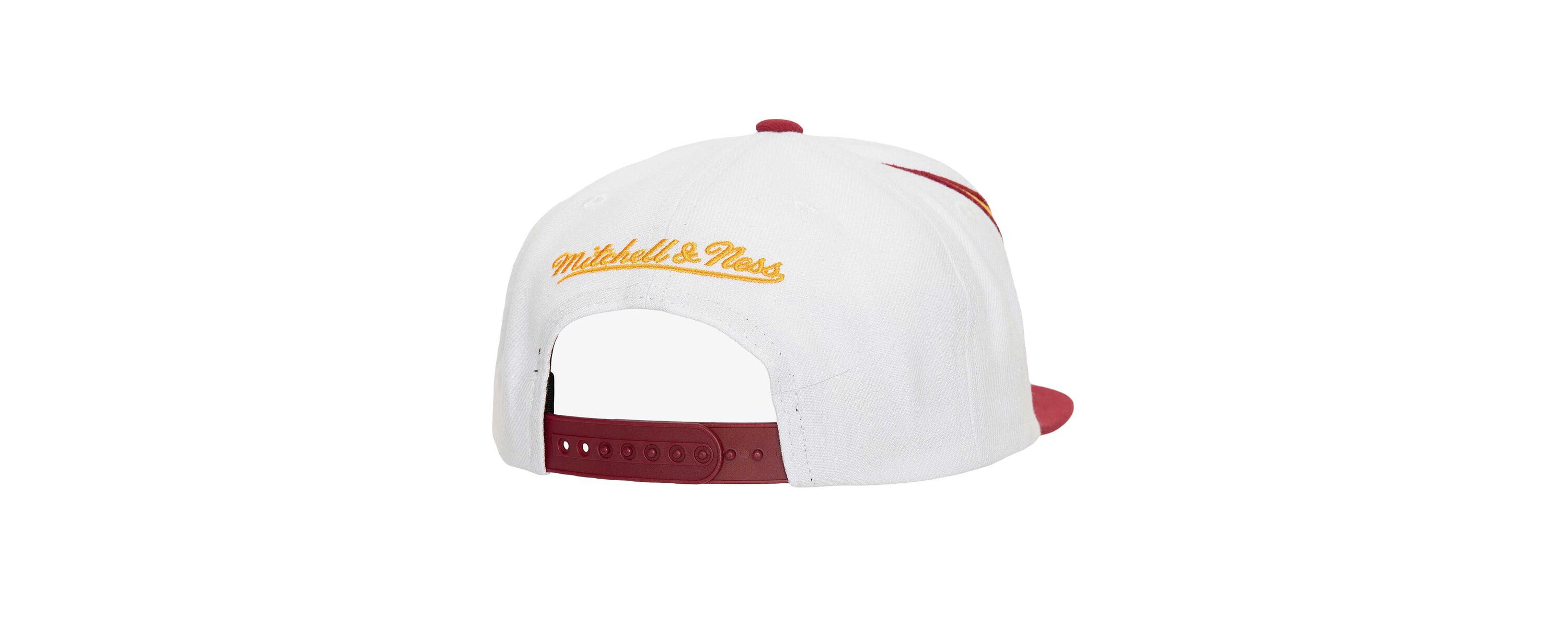 NBA White/Red Miami Heat Waverunner Snapback Hat