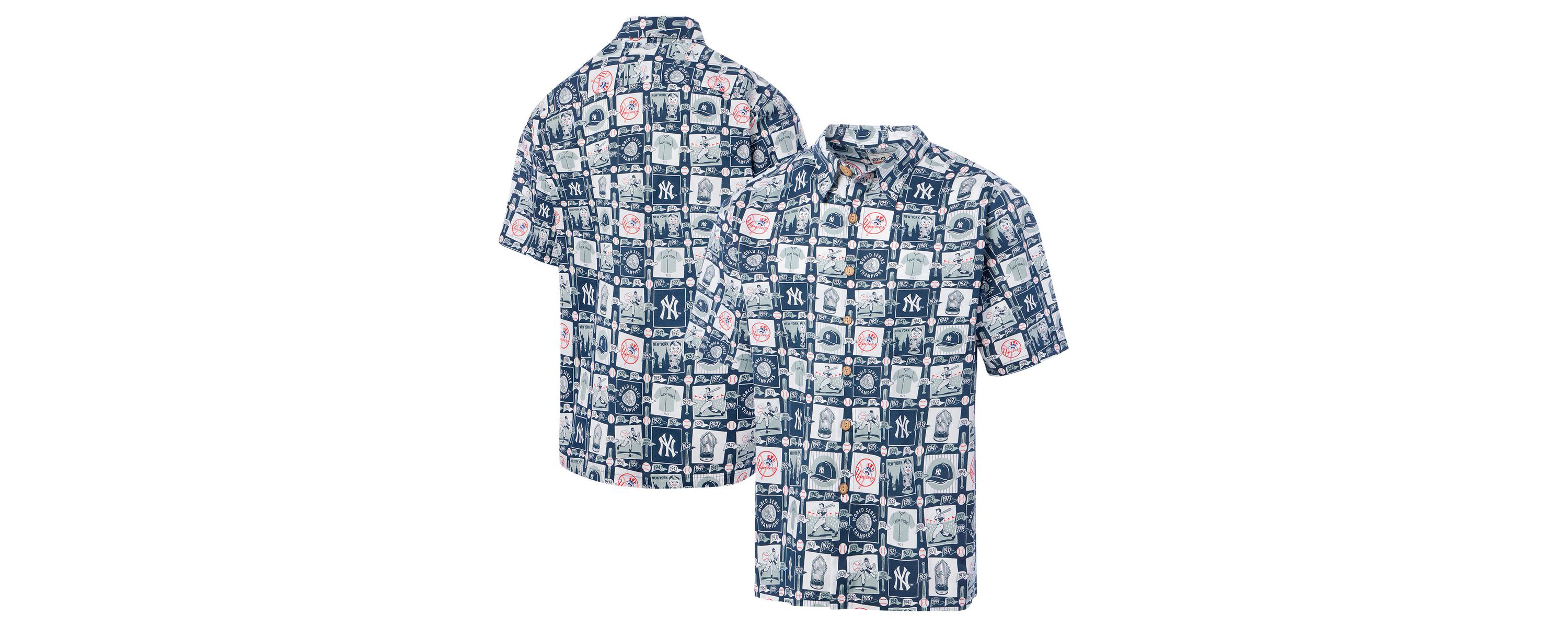 MLB New York Yankees s Scenic Button-Up Shirt