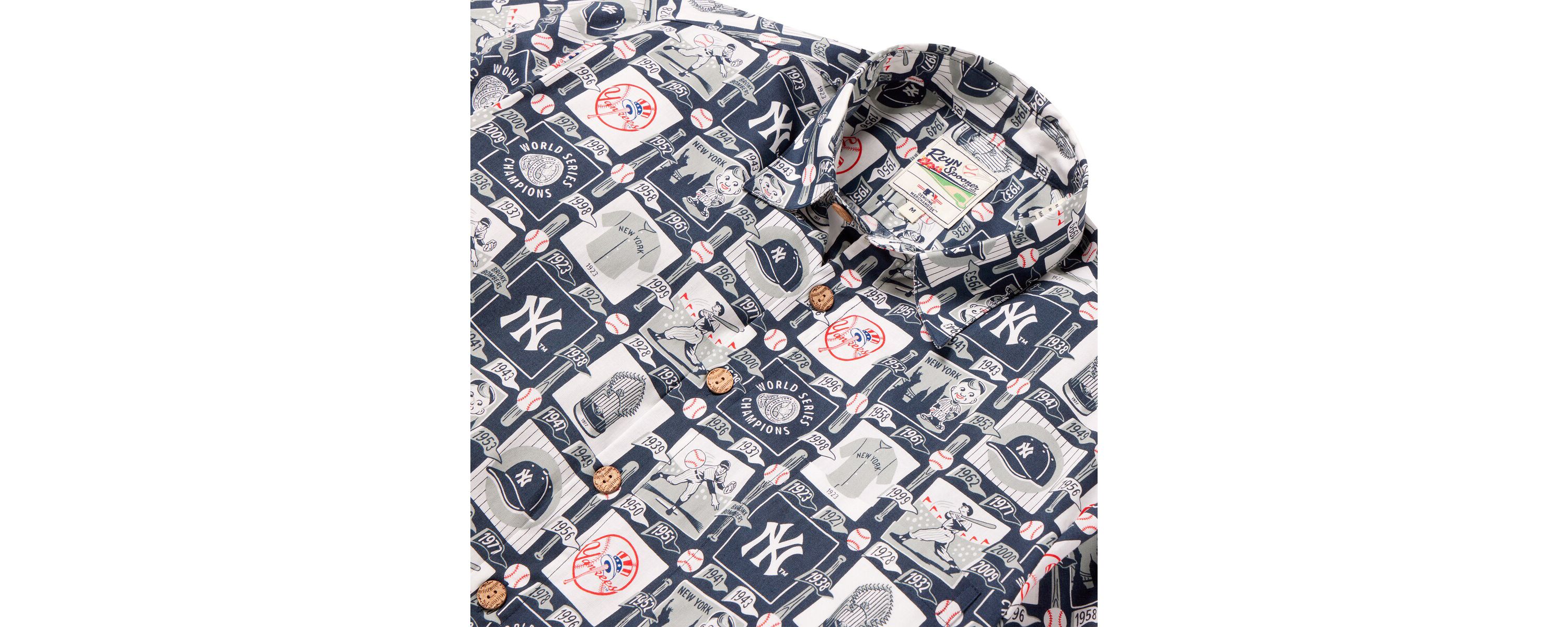 MLB New York Yankees s Scenic Button-Up Shirt