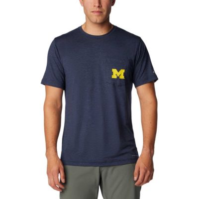 Columbia Men's NCAA Michigan Wolverines Tech Trail Omni-Wick T-Shirt, Navy Blue, Small