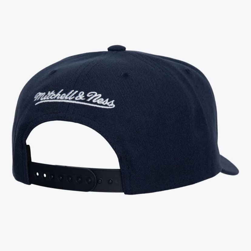 NHL Vancouver Canucks Core Team Ground Pro Adjustable Hat